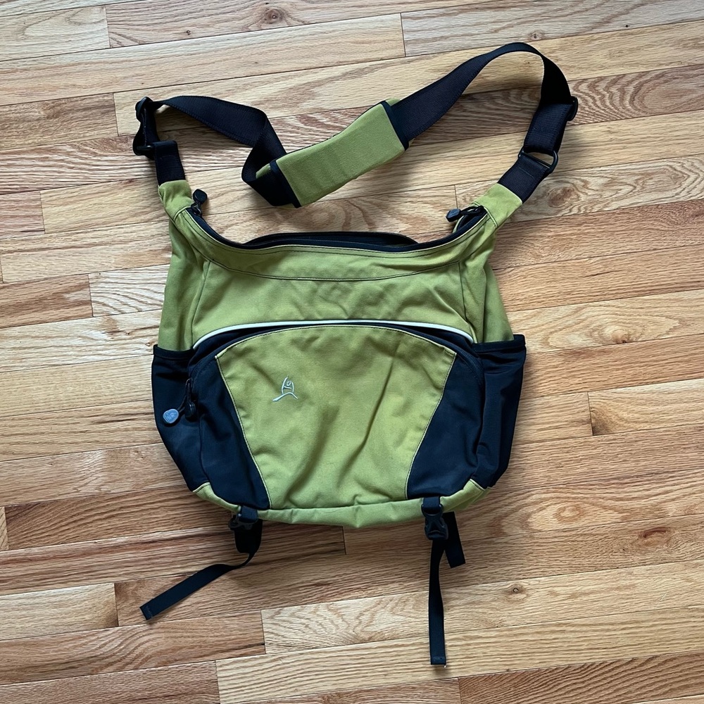 Cross body multipurpose bag.